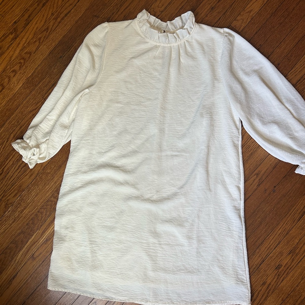 Entro Cream Ruffle Blouse
